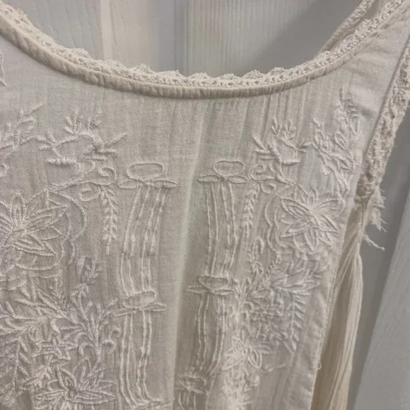 Boho Free People White Embroidered Tank Top Size Small - Picture 3 of 8